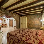 Hotel Pantalon