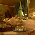 Hotel Pantalon