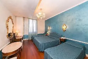 Pantalon Hotel Venedig