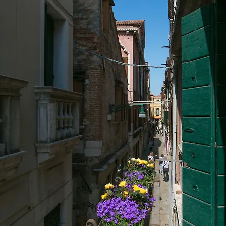 潘特隆酒店 酒店 3*