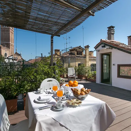 Pantalon Hotel Venise