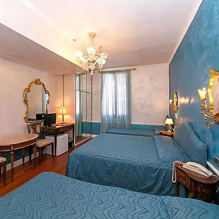 Hotel Pantalon Venise