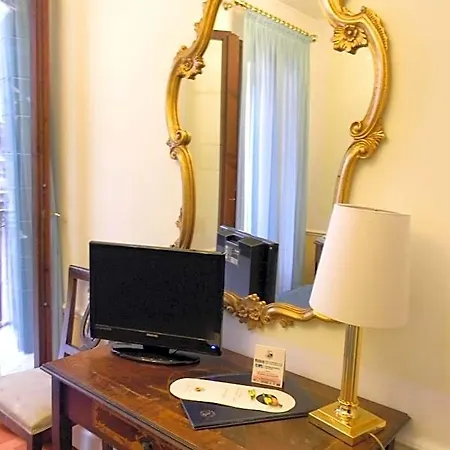 Pantalon Hotel Venedig