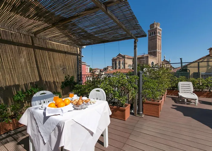 Hotel Pantalon 3*