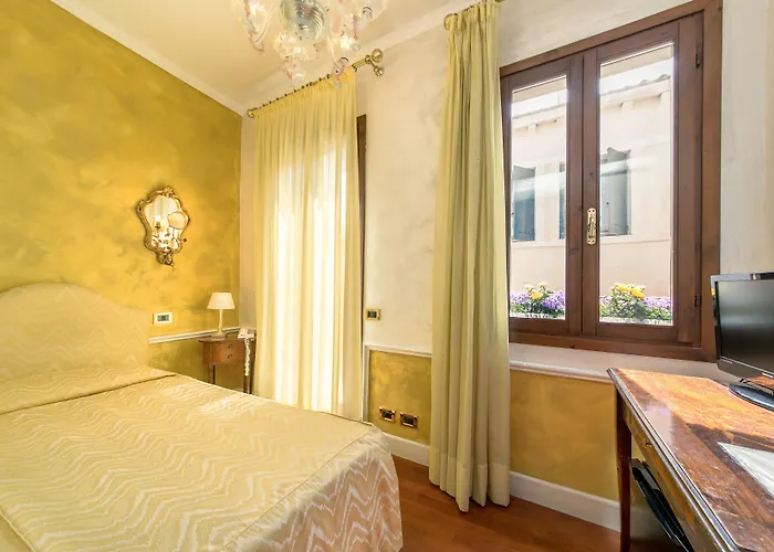 Pantalon Hotell 3*