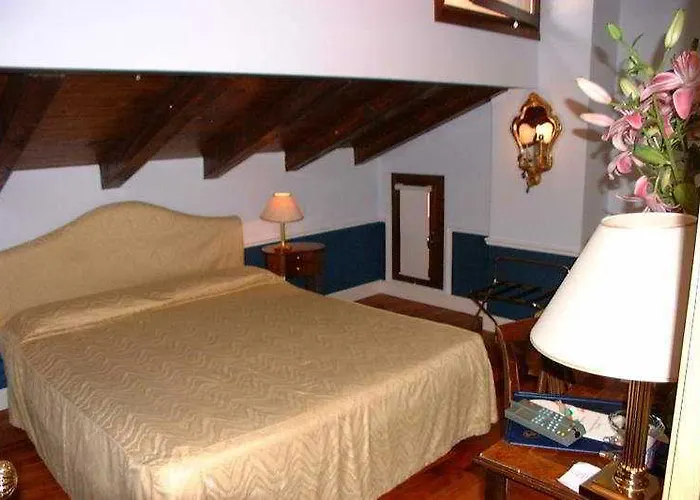 Hotel Pantalon Veneza