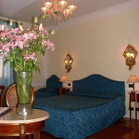 パンタロン 3* ヴェネツィア